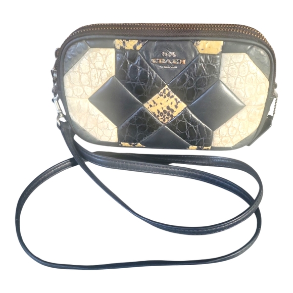 Coach Classic Quilt Black and Cream Exotic Embossed Crossbody Leather Clutch Bag - Picture 1 of 10